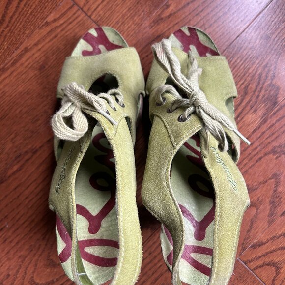 Replay Green Suede Heels - Picture 3 of 4